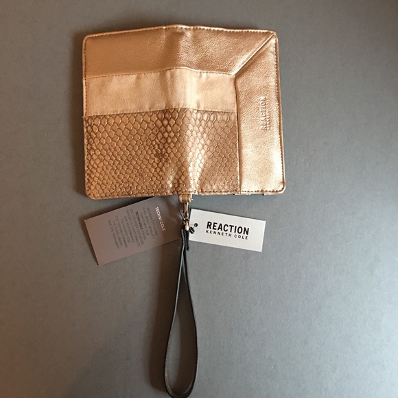 Kenneth Cole Reaction Wristlet Wallet - Picture 3 of 8